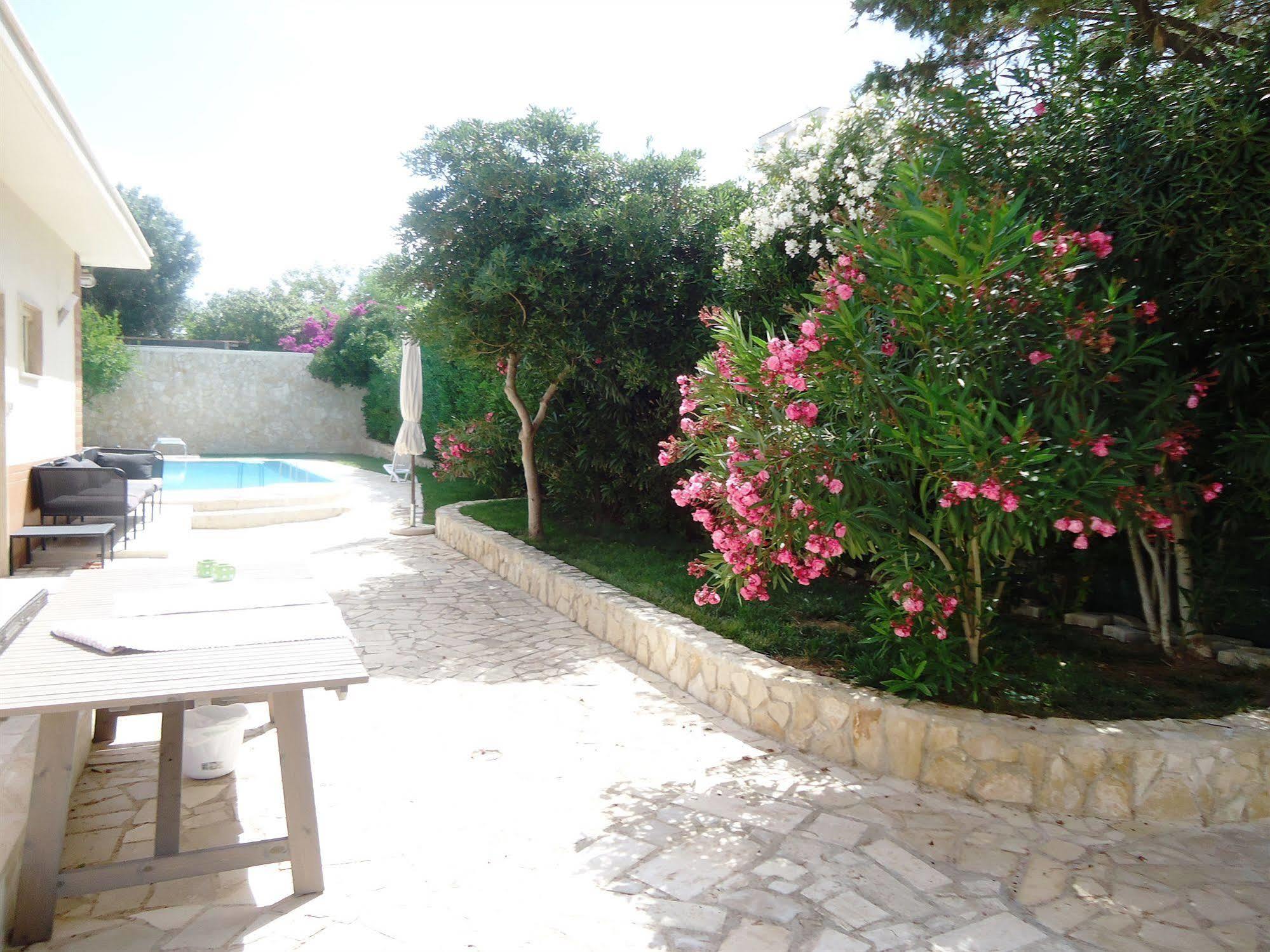 Villa Dafne Bari Exterior foto